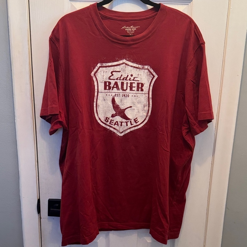 Eddie Bauer Men's Graphic Red Tee